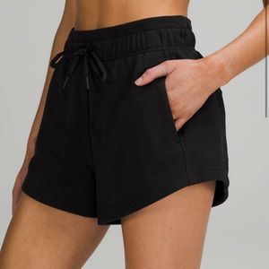 Lululemon 🍋 Inner Glow High Rise Shorts 3”